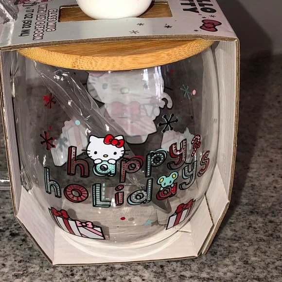 ✨NWT✨ LAST ONE‼️ Ltd Edition Hello Kitty Glass Mug W/ Wood Lid & Spoon Christmas - Picture 4 of 5